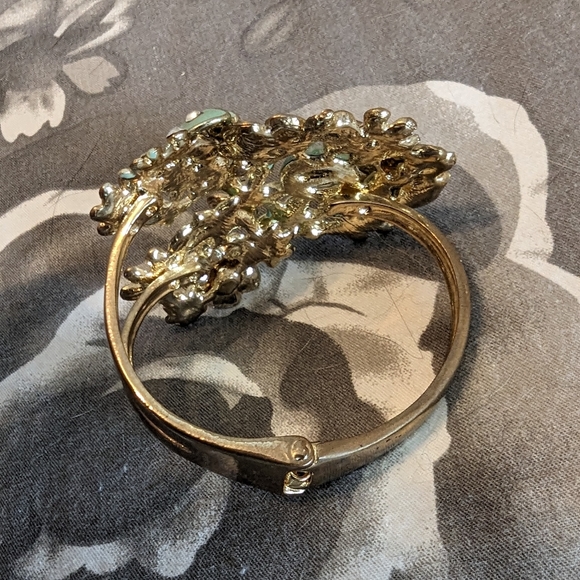 🌟3/$20🌟Costume Bracelet - Picture 6 of 9